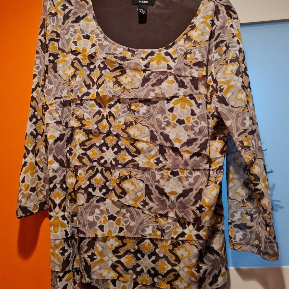 alfani xl shirt worn 1 time